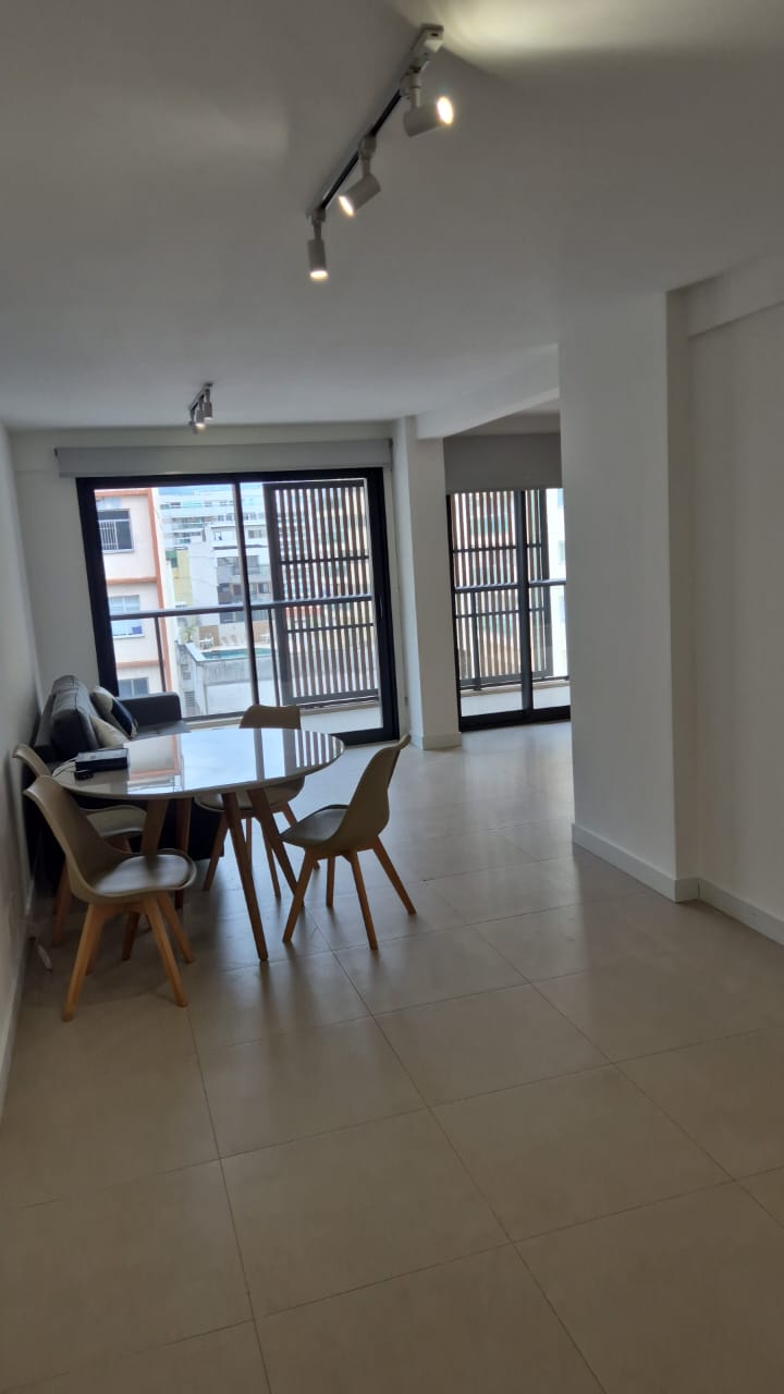 Apartamento para alugar Botafogo, 2Qts e 2 Suítes!