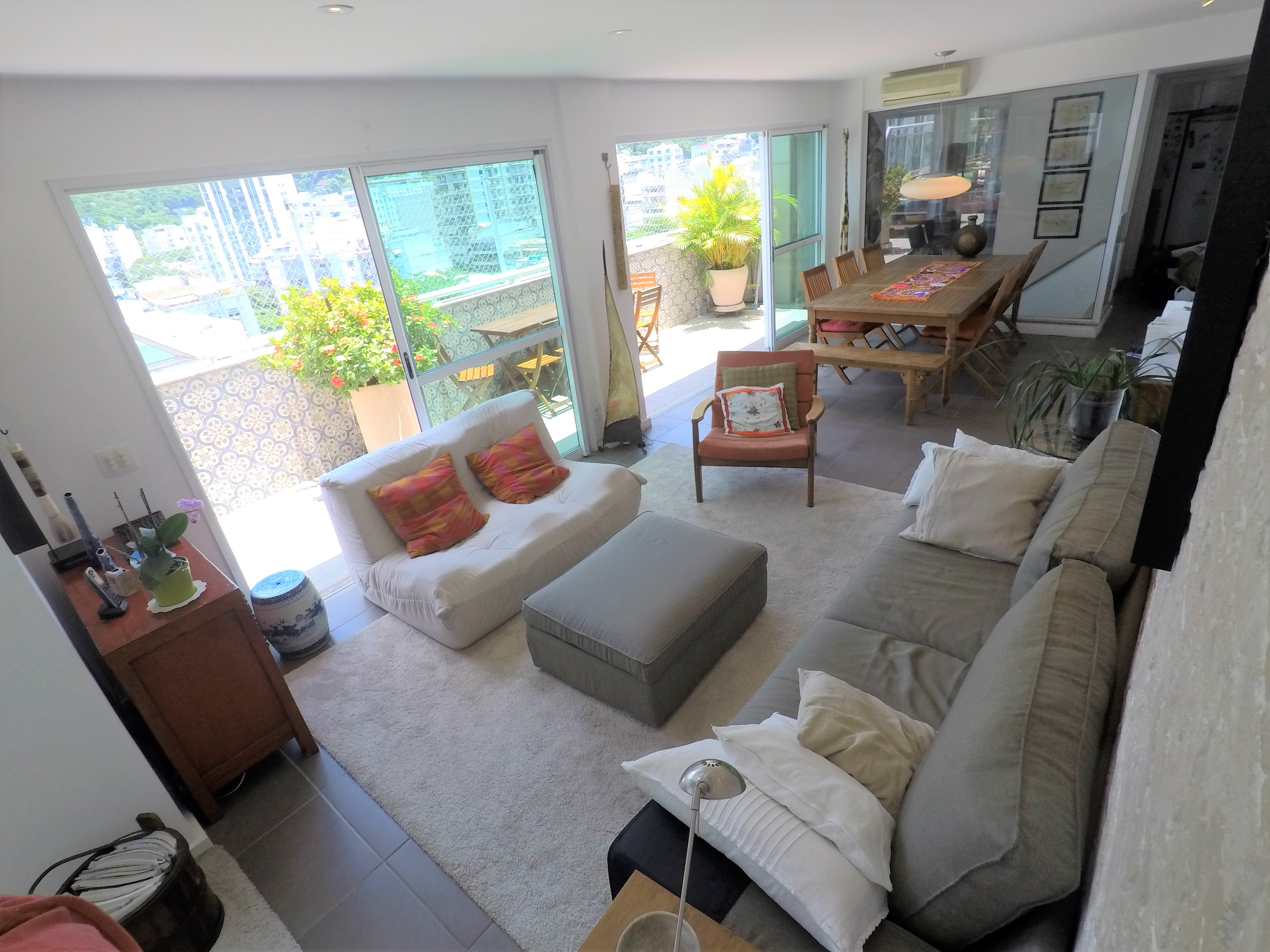 Cobertura para locação no Humaitá duplex com elevador 2vagas