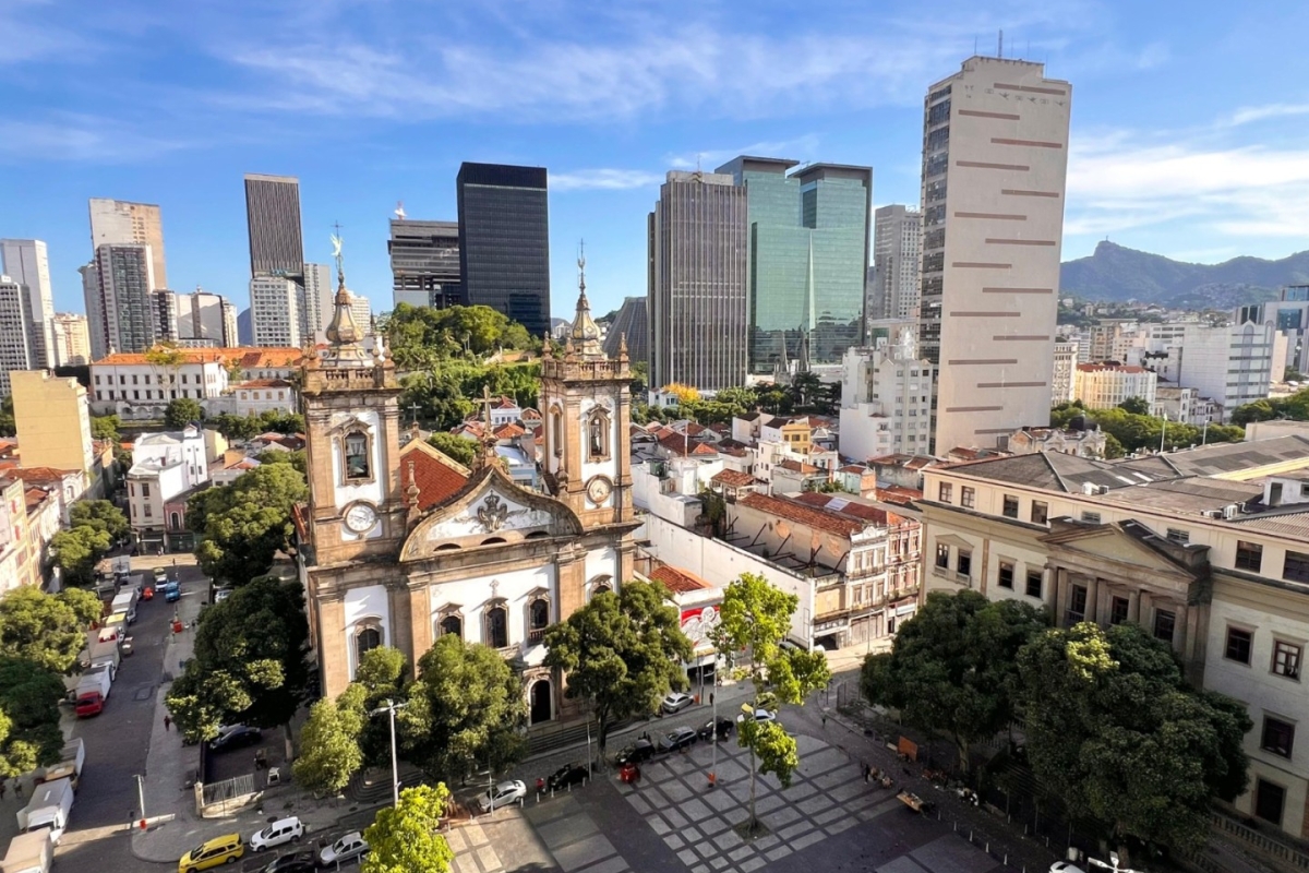 Kitnet para alugar no Centro RJ mobiliada e reformada