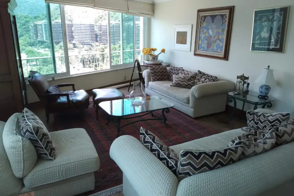 Apartamento luxo à venda na Lagoa com vista incrível