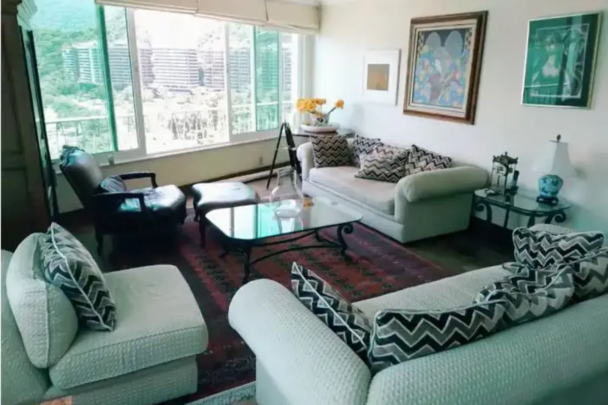 Apartamento luxo à venda na Lagoa com vista incrível